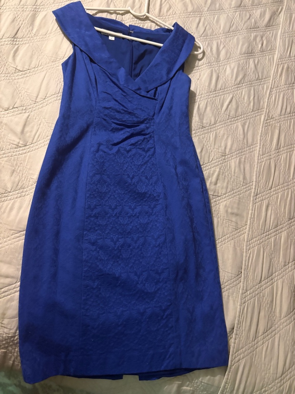 Satin-Texture Cobalt Blue Midi Dress with V-Neck Collar